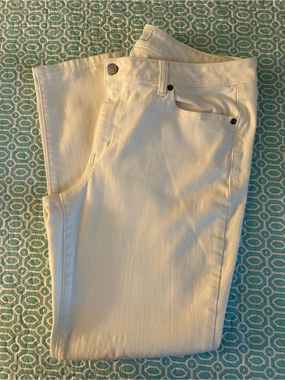 Women's White High-Rise Straight Jeans
